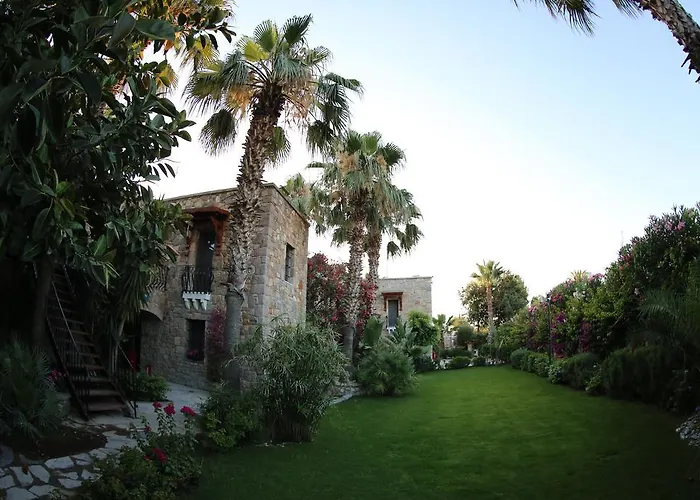 Hotell Marina Garden 4*