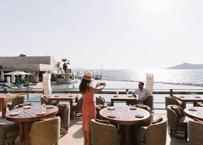 Marina Garden 4*