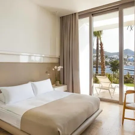 Marina Garden Hotel 4*