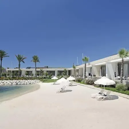 Marina Garden מלון יאליקאבאק