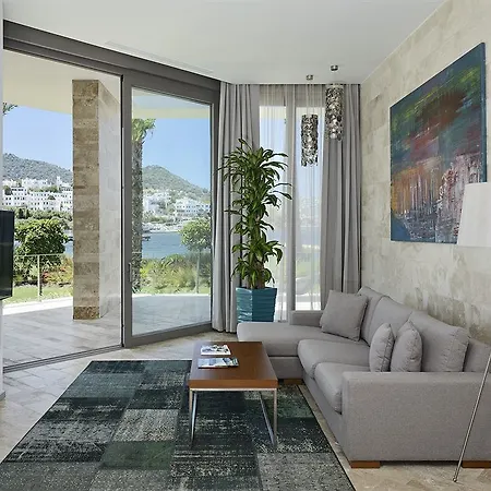 Marina Garden Отель 4*