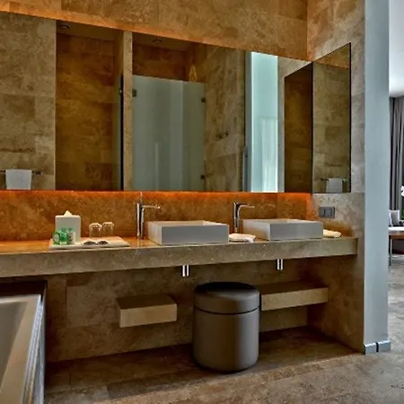 Hotel Marina Garden 4*