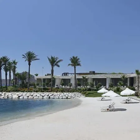 Marina Garden Яликовак